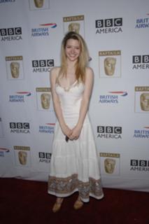 Talulah Riley feet photo thumbnail