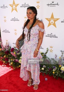 Tamala Jones feet photo thumbnail