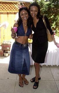 Tamala Jones feet photo thumbnail