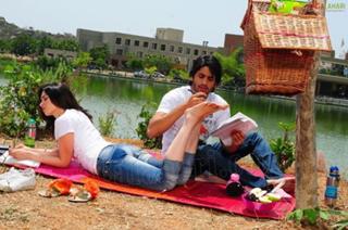 Tamannaah Bhatia feet photo thumbnail