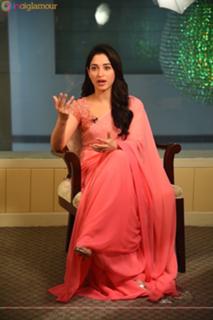 Tamannaah Bhatia feet photo thumbnail