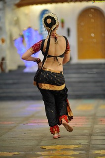Tamannaah Bhatia feet photo thumbnail