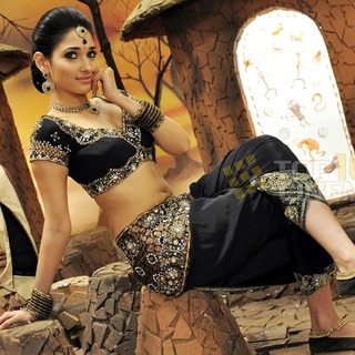 Tamannaah Bhatia feet photo thumbnail