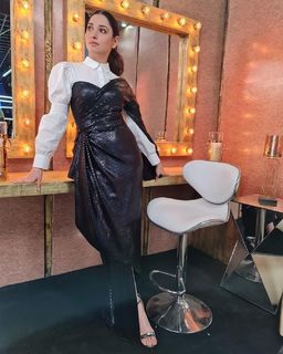 Tamannaah Bhatia feet photo thumbnail