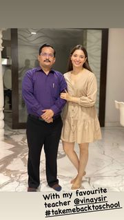 Tamannaah Bhatia feet photo thumbnail