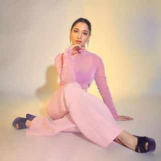 Tamannaah Bhatia feet photo thumbnail