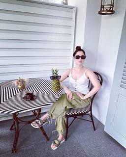 Tamannaah Bhatia feet photo thumbnail