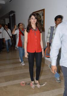 Tamannaah Bhatia feet photo thumbnail