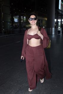 Tamannaah Bhatia feet photo thumbnail