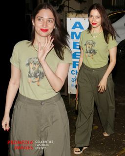 Tamannaah Bhatia feet photo thumbnail