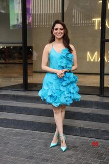 Tamannaah Bhatia feet photo thumbnail