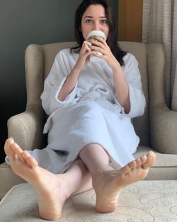 Tamannaah Bhatia feet photo thumbnail