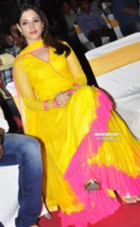Tamannaah Bhatia feet photo thumbnail