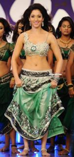 Tamannaah Bhatia feet photo thumbnail