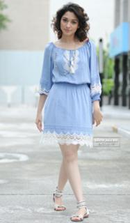 Tamannaah Bhatia feet photo thumbnail