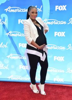 Tamar Braxton feet photo thumbnail