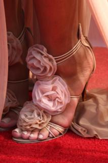 Tamar Braxton feet photo thumbnail