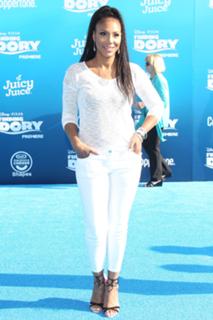 Tamar Braxton feet photo thumbnail