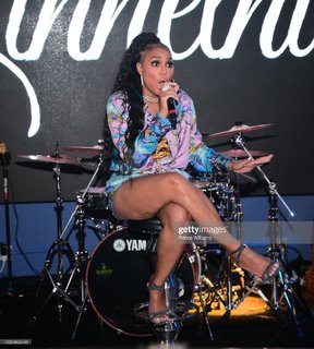 Tamar Braxton feet photo thumbnail