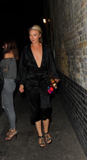 Tamara Beckwith feet photo 16
