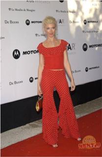 Tamara Beckwith feet photo 11