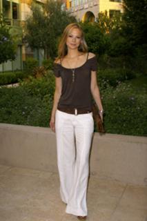 Tamara Braun feet photo 3
