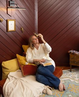 Tamara Day feet photo 1