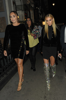Tamara Ecclestone feet photo thumbnail