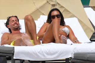 Tamara Ecclestone feet photo thumbnail