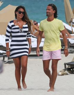 Tamara Ecclestone feet photo thumbnail