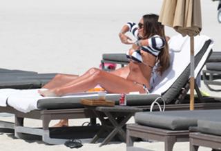 Tamara Ecclestone feet photo thumbnail