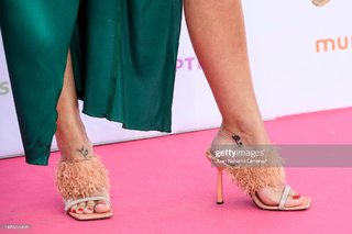 Tamara Gorro feet photo 3
