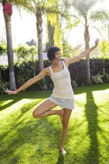 Tamara Taylor feet photo thumbnail