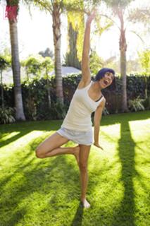 Tamara Taylor feet photo thumbnail