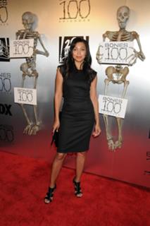 Tamara Taylor feet photo thumbnail