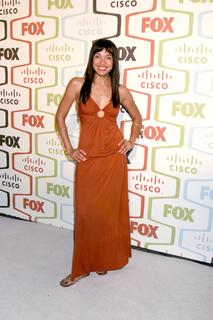 Tamara Taylor feet photo thumbnail