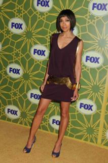 Tamara Taylor feet photo thumbnail