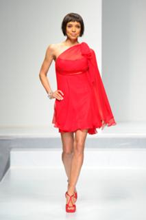 Tamara Taylor feet photo thumbnail