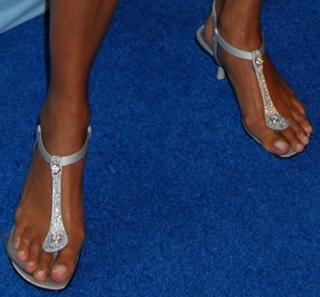 Tamara Taylor feet photo thumbnail