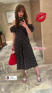 Tamla Kari feet photo 2