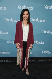 Tamlyn Tomita feet photo thumbnail