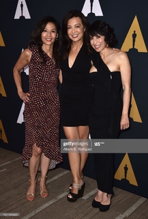 Tamlyn Tomita feet photo thumbnail