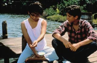 Tamlyn Tomita feet photo thumbnail