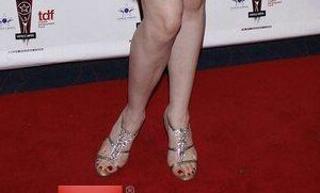 Tammy Blanchard feet photo 2