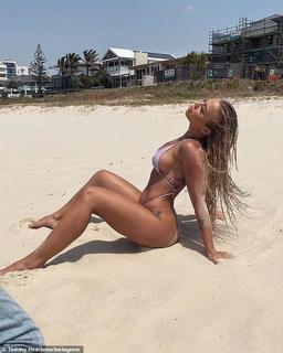 Tammy Hembrow feet photo 4