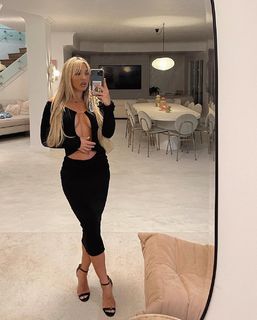 Tammy Hembrow feet photo 2