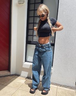Tammy Hembrow feet photo 16