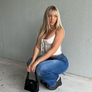 Tammy Hembrow feet photo 4