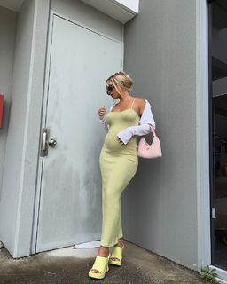 Tammy Hembrow feet photo 19