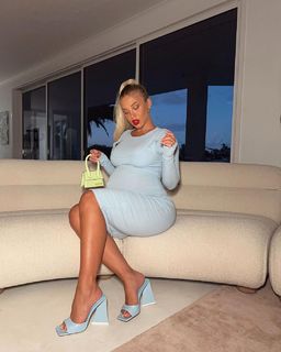 Tammy Hembrow feet photo 11
